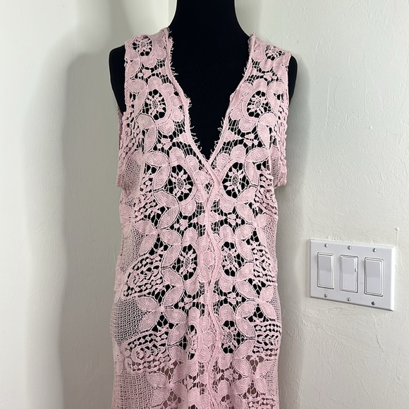 MIGUELINA ON THE EVE CROCHET LACE COLUMN MAXI DRESS PINK M - Picture 7 of 12